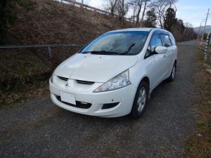 三菱　グランディス　廃車、解体車、輸出向け車両
