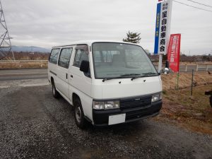 ニッサン　キャラバン　廃車　解体車　輸出向け車両