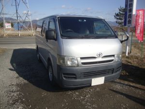 トヨタ　ハイエース　廃車　解体車　輸出向け車両