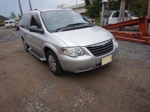 クライスラー　ボイジャーLX　廃車　解体車　輸出向け車両