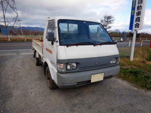 ニッサン　バネットトラック　廃車　解体車　輸出向け車両