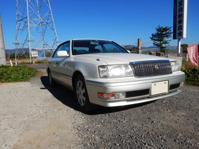 福島市　トヨタ　クラウン　廃車　解体車　輸出向け車両